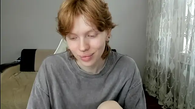 Snapshot of StellaDavis chatting on July 10, 2026, 11:10 am StellaDavis online show from July 10, 2026, 11:10 am