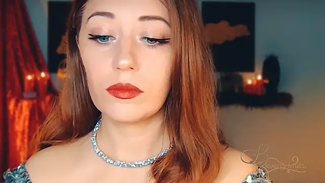 MissBeverlyMills online show from October 27, 2025, 4:02 am