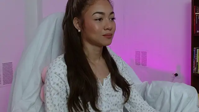 Snapshot of hantonella_ chatting on November 20, 2025, 1:12 pm hantonella online show from November 20, 2025, 1:12 pm