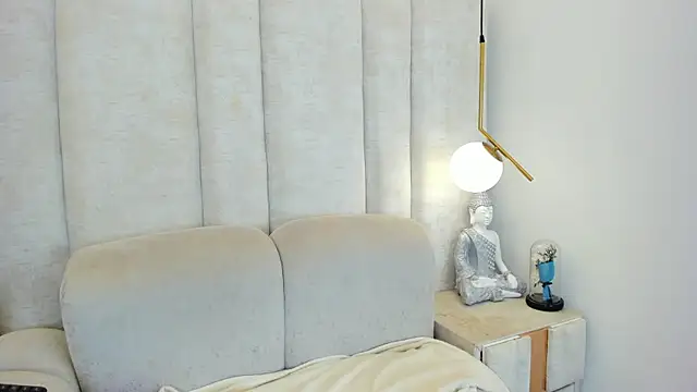 im giselle  online show from March 25, 2026, 5:29 am