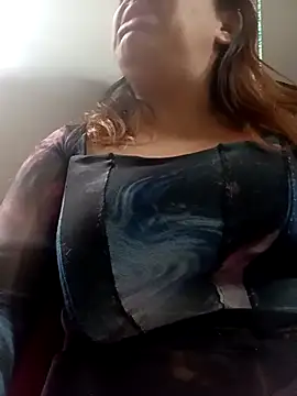  poison sweet online show from November 12, 2025, 5:39 pm