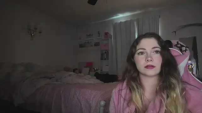 lolypopbubble online show from March 24, 2026, 7:25 pm