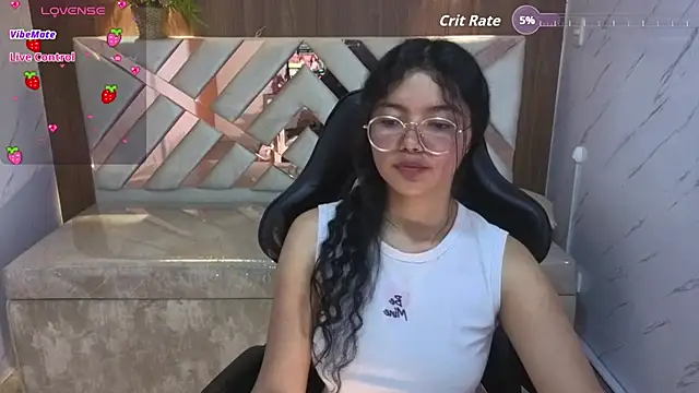 victoria castillo b online show from October 5, 2025, 3:14 pm