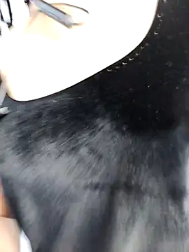 Snapshot of Kiritika_1 chatting on February 4, 2026, 2:28 am Kiritika 1 online show from February 4, 2026, 2:28 am