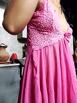 Snapshot of Kiritika_1 chatting on February 18, 2026, 2:42 am Kiritika 1 online show from February 18, 2026, 2:42 am