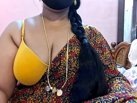 Pallavi-sri online show from November 7, 2025, 4:55 pm