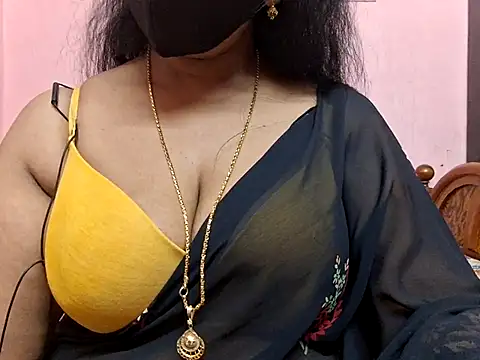 Snapshot of Pallavi-sri chatting on July 24, 2026, 12:12 pm Pallavi-sri online show from July 24, 2026, 12:12 pm