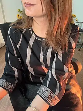 Jen jennyy1 online show from March 9, 2025, 2:43 pm