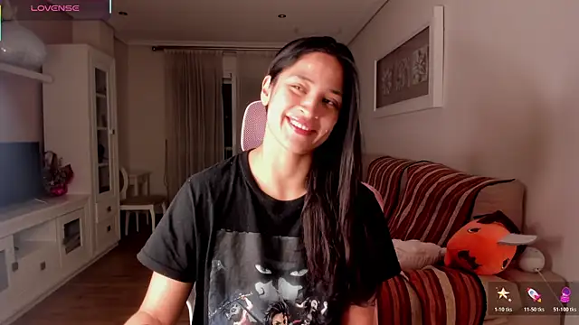 bella apont online show from November 9, 2025, 8:13 pm