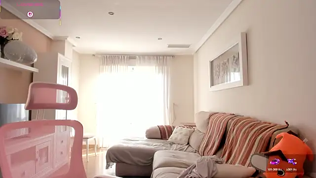 bella apont online show from November 30, 2025, 2:07 pm