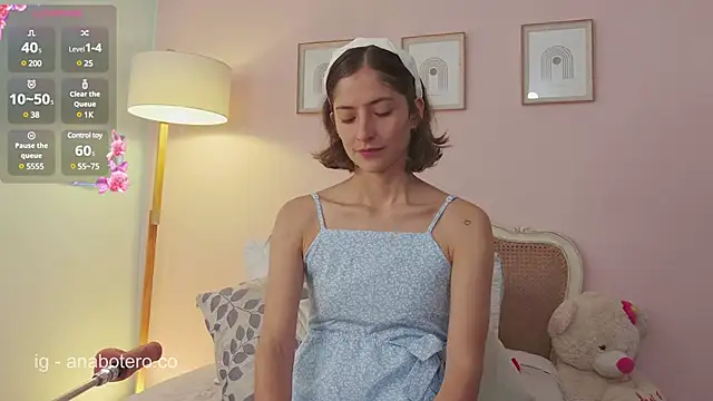 KittyAna online show from March 14, 2025, 7:44 pm