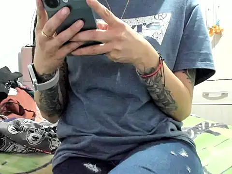 Snapshot of Sexualadiccion_ chatting on September 20, 2025, 10:59 pm Sexualadiccion online show from September 20, 2025, 10:59 pm