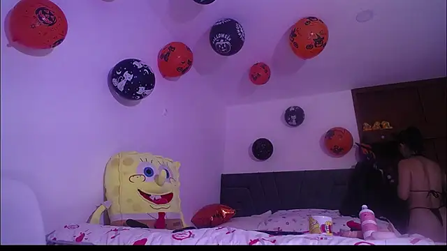 Yinn Silver online show from October 28, 2025, 6:23 am