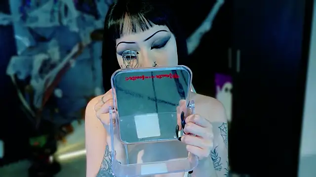 Madison Jackson online show from October 22, 2025, 10:30 pm