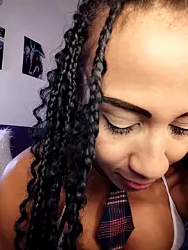 Charlotte Bayron online show from October 20, 2025, 12:13 am