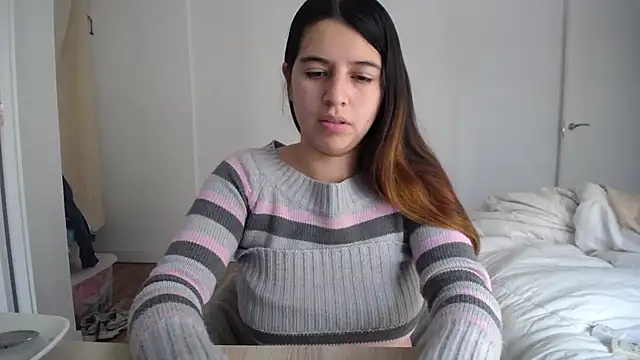 Contantin helena online show from January 8, 2025, 1:41 pm