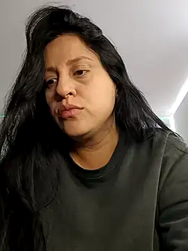 Snapshot of whitegirl0122 chatting on February 18, 2025, 1:33 pm whitegirl0122 online show from February 18, 2025, 1:33 pm