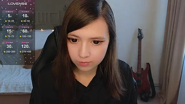 Snapshot of Lina_Brownie chatting on October 25, 2025, 4:11 am Lina Brownie online show from October 25, 2025, 4:11 am