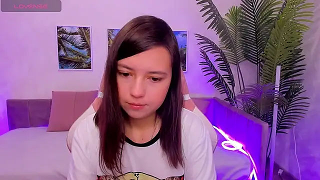 Snapshot of Lina_Brownie chatting on October 9, 2025, 3:07 am Lina Brownie online show from October 9, 2025, 3:07 am