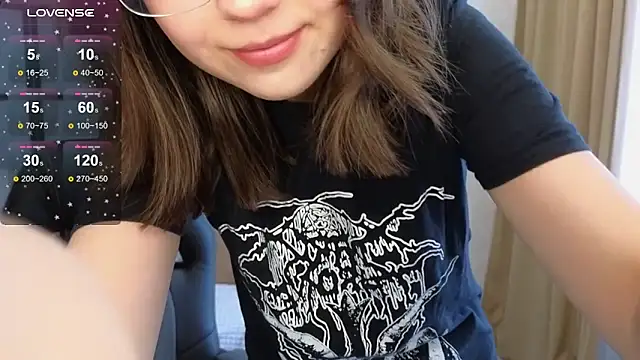 Snapshot of Lina_Brownie chatting on November 28, 2025, 3:50 am Lina Brownie online show from November 28, 2025, 3:50 am