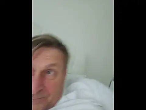 johnnym1 online show from February 17, 2026, 7:05 am