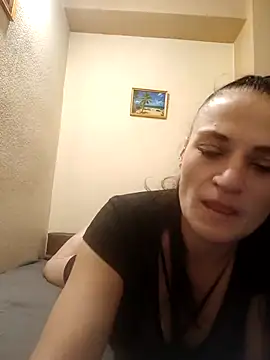 kristinakristi online show from October 11, 2025, 11:55 am