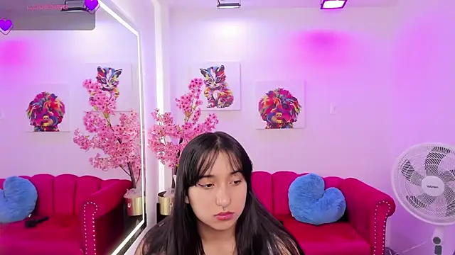 Miss dolly  online show from March 3, 2025, 12:17 pm