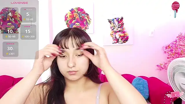 Miss dolly  online show from November 12, 2025, 12:31 pm