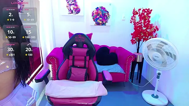 Miss dolly  online show from April 8, 2026, 12:28 pm