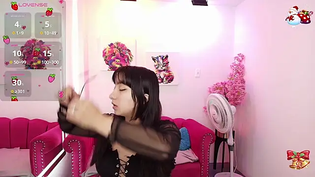 Miss dolly  online show from November 20, 2025, 12:28 pm