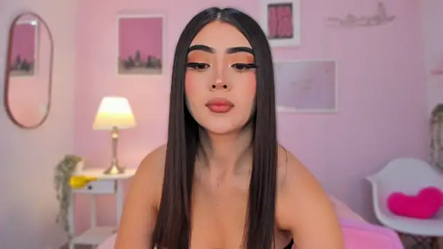 Snapshot of little-natt chatting on February 6, 2025, 12:59 pm little-natt online show from February 6, 2025, 12:59 pm