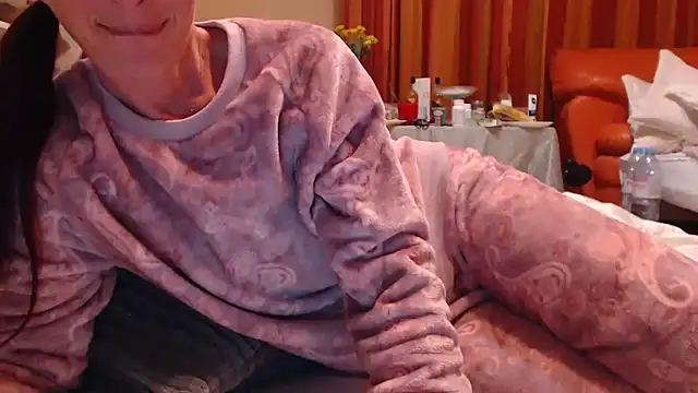 LovelyAndraGirl online show from September 27, 2025, 12:28 am