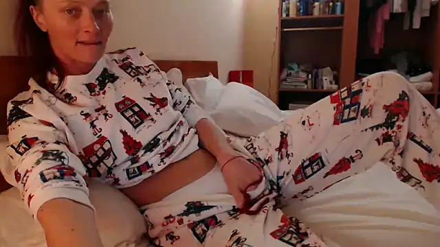 LovelyAndraGirl online show from March 2, 2025, 2:36 pm