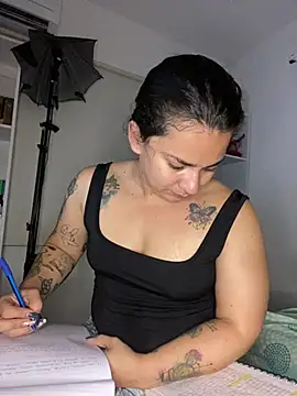 Amarantha 666 online show from April 3, 2026, 2:45 pm