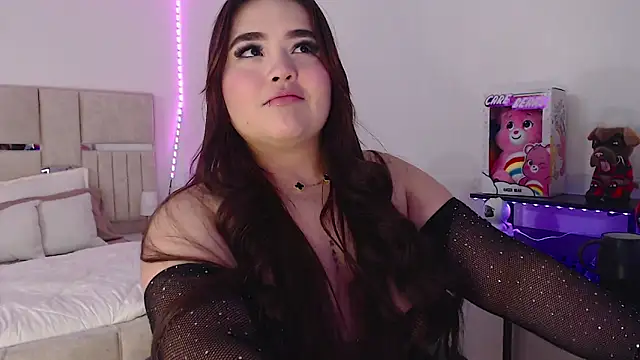 KimGeorgia  online show from March 13, 2025, 11:16 pm