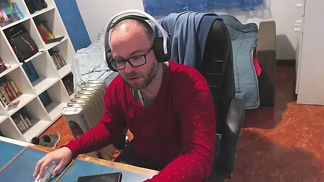 ravingr4d4 online show from February 14, 2026, 12:44 am