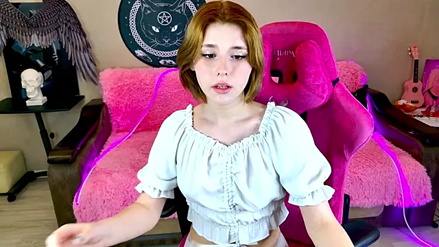 Alisa Black Star online show from March 5, 2025, 2:56 pm