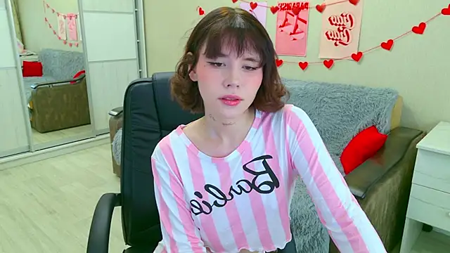 Alisa Black Star online show from October 4, 2025, 11:23 am