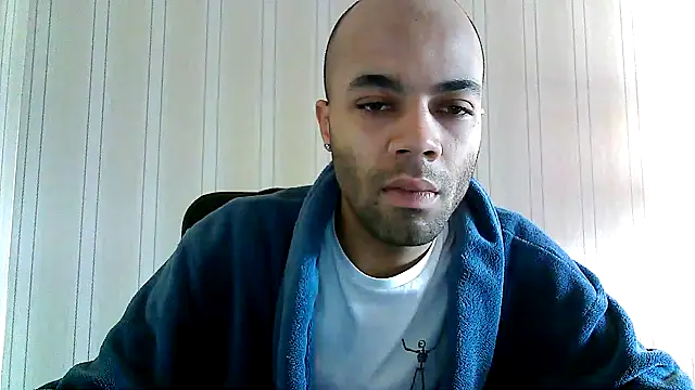 ieixela96 online show from January 19, 2026, 9:57 am