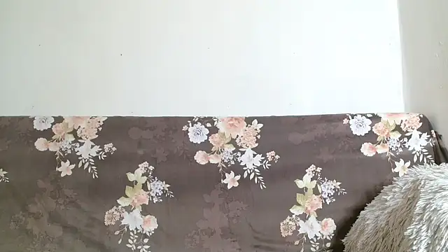 Snapshot of Andra_Love chatting on January 11, 2026, 7:54 pm Andra Love online show from January 11, 2026, 7:54 pm