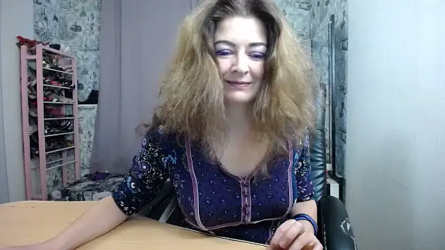 Helen1974 online show from March 28, 2026, 4:57 am