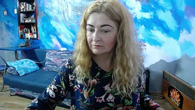 Helen1974 online show from September 14, 2025, 2:06 pm