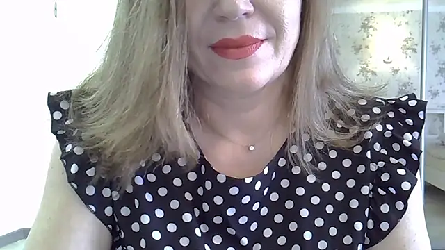 Alexandra-Rosee online show from December 2, 2025, 6:48 am