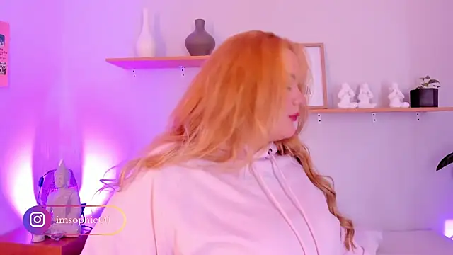 sophiarossee  online show from March 21, 2025, 11:22 am