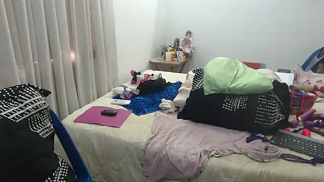 Anny Smith69 online show from January 8, 2026, 12:00 pm