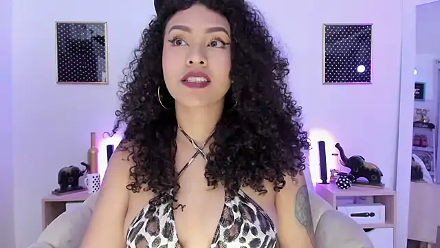 Zoe Gruber online show from September 29, 2025, 12:50 am