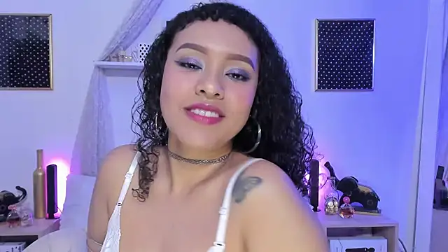 Zoe Gruber online show from October 5, 2025, 8:54 pm