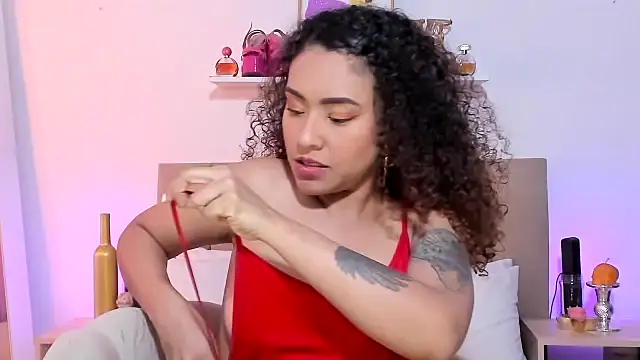 Zoe Gruber online show from December 19, 2025, 11:07 pm