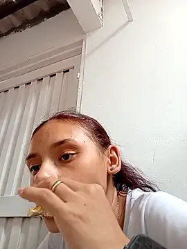 Ehotloveaxxx online show from September 17, 2025, 6:32 pm