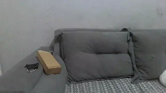 laiscibelle online show from January 24, 2025, 5:21 am